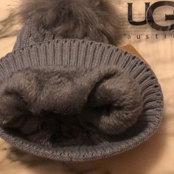 ❤️ Cable knit UGG beanie w: fleece lining ❤️ - Picture 3 of 4